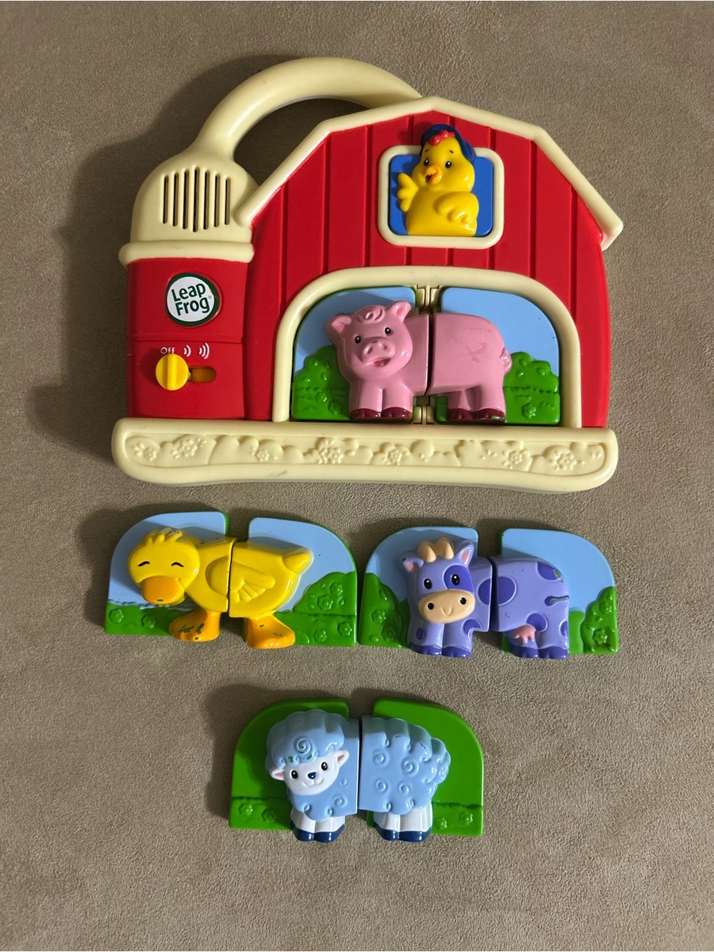 LeapFrog 2007 Farm Magnetic Animal Set Plays Songs & Talks Toddler Game